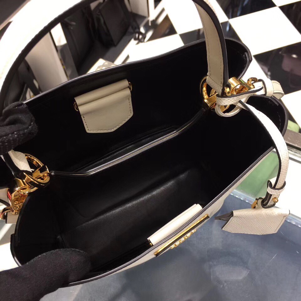 pra*a white saffiano N0*H south double medium bag