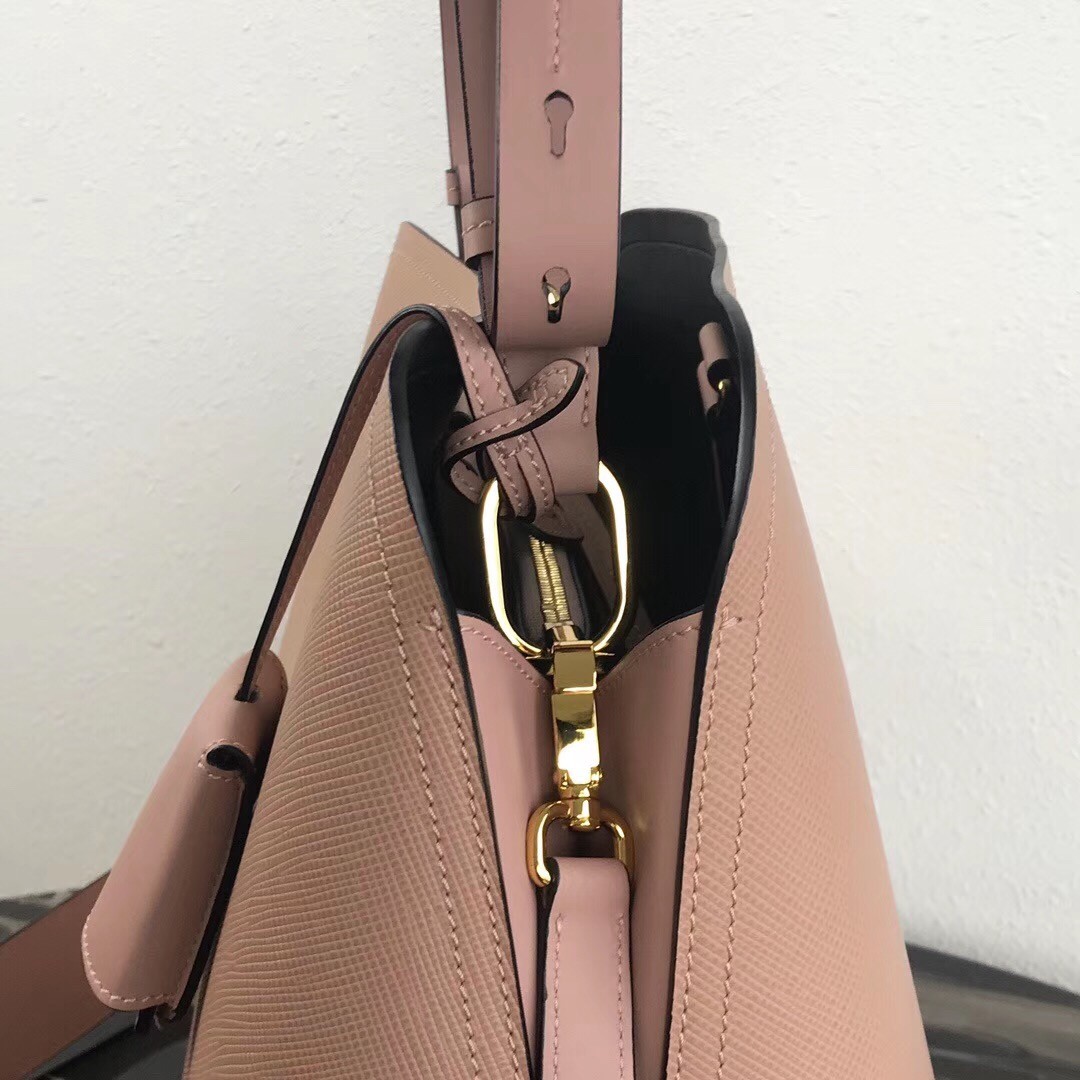 Pra*a matinee tote bag in powder saffiano leather