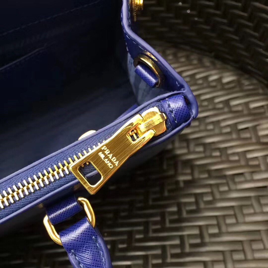 Pra*a small galleria bag in blue saffiano leather