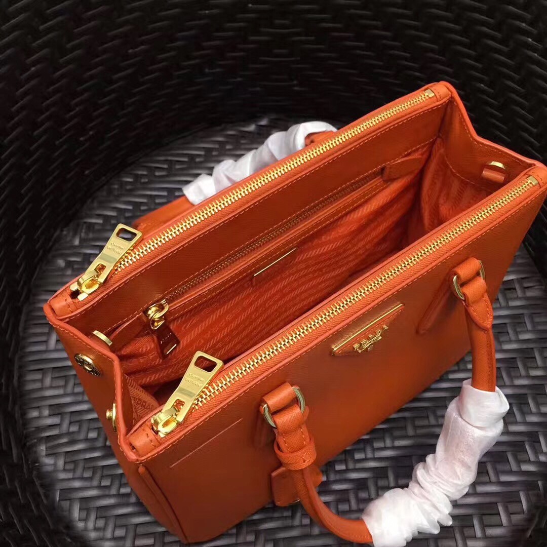 Pra*a small galleria bag in orange saffiano leather