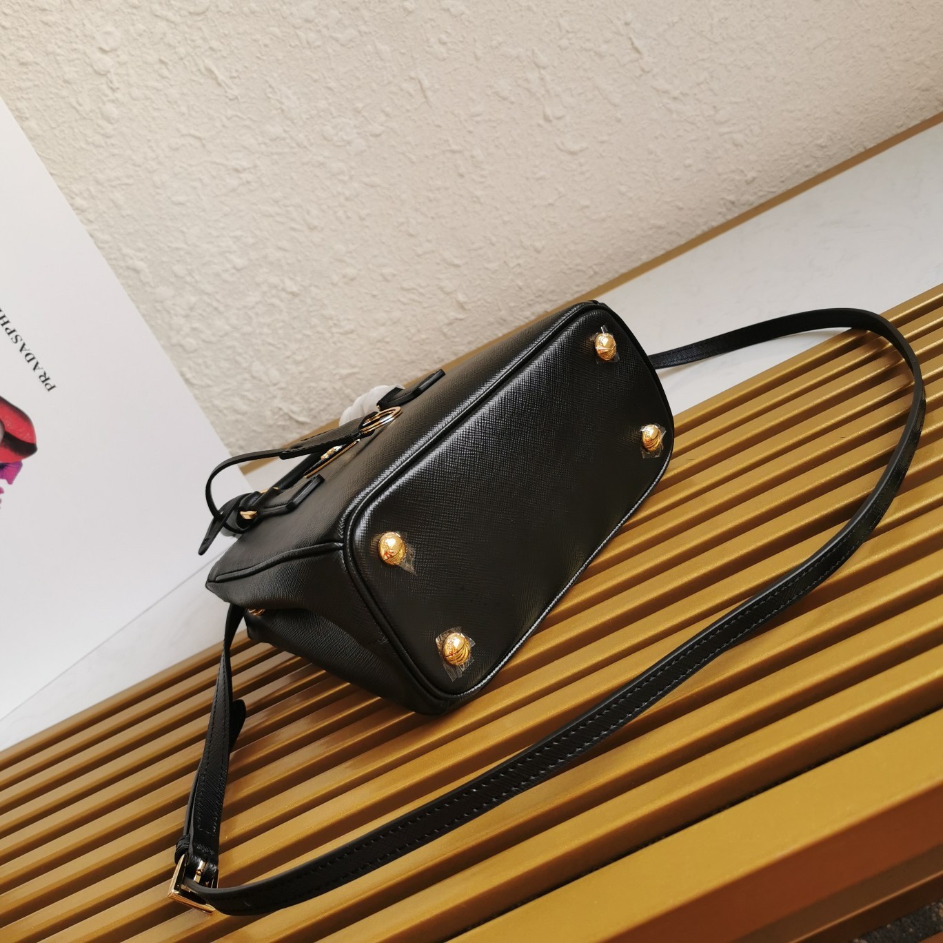 Pra*a mini galleria bag in black saffiano leather