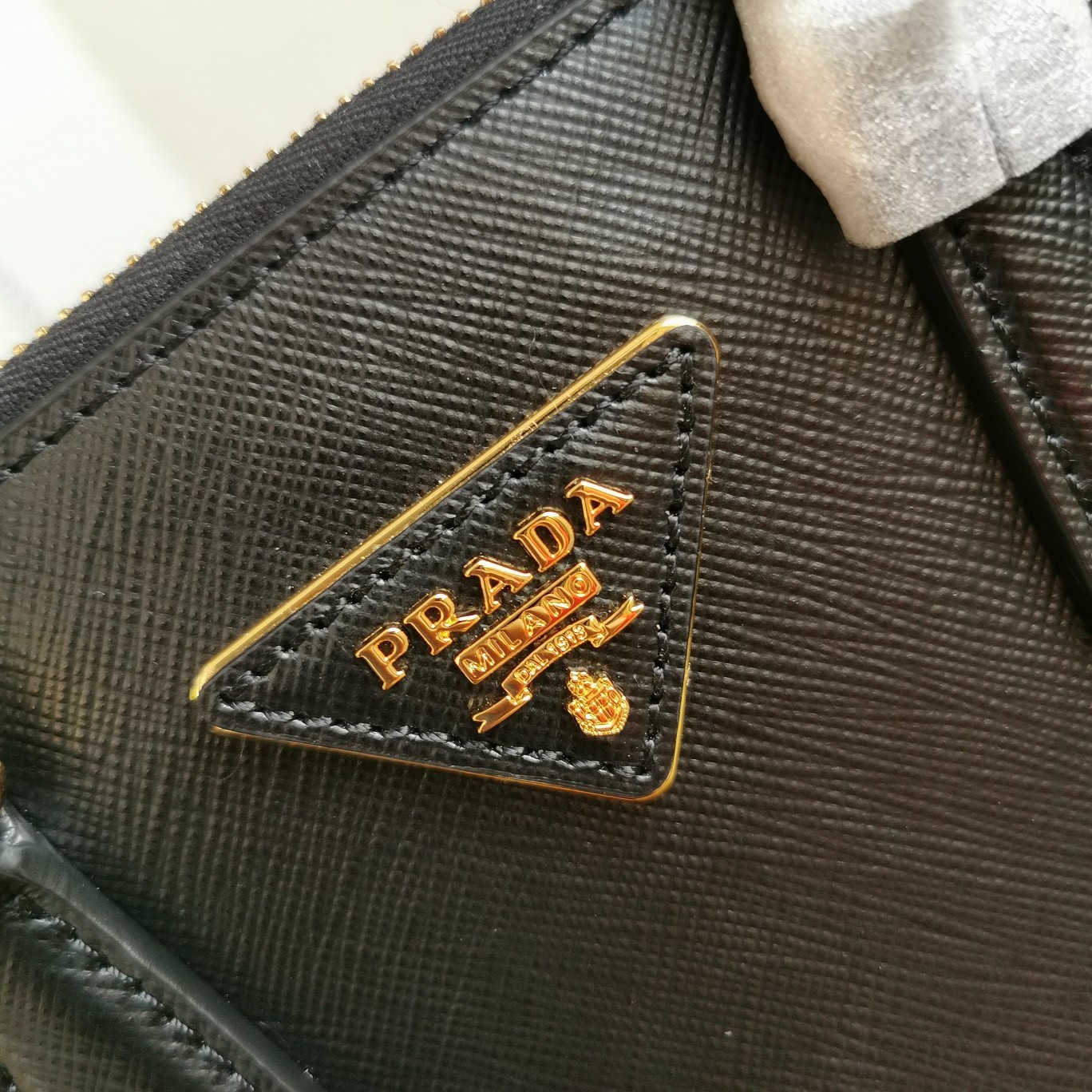 Pra*a mini galleria bag in black saffiano leather