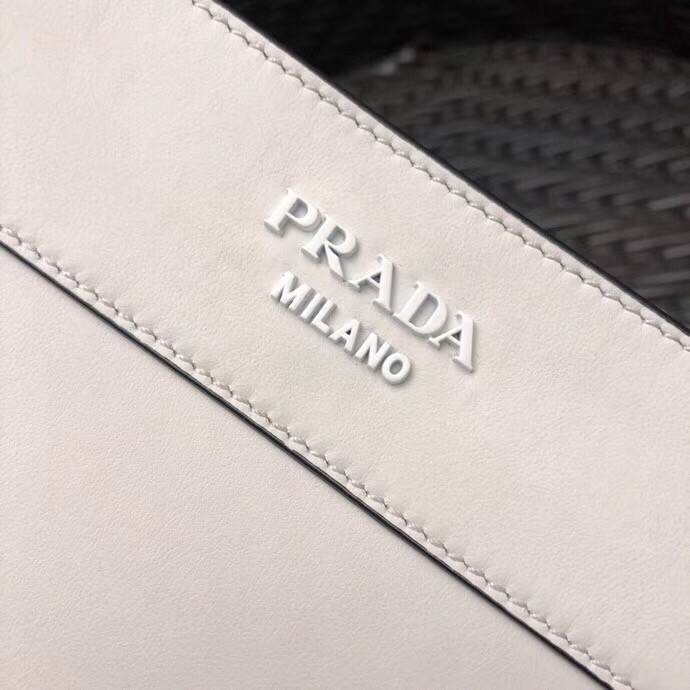 Pra*a small margit bag in white calfskin