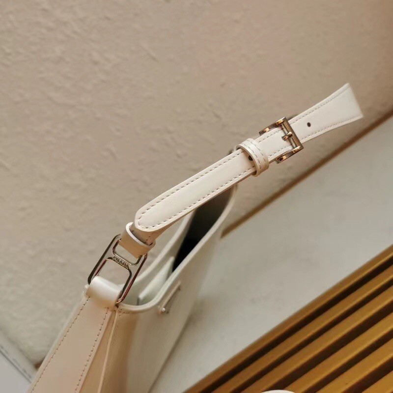 Pra*a cleo large shoulder bag in white brushed leather