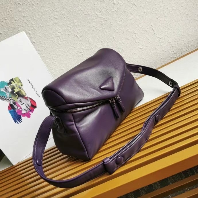Pra*a signaux bag in violet padded nappa leather