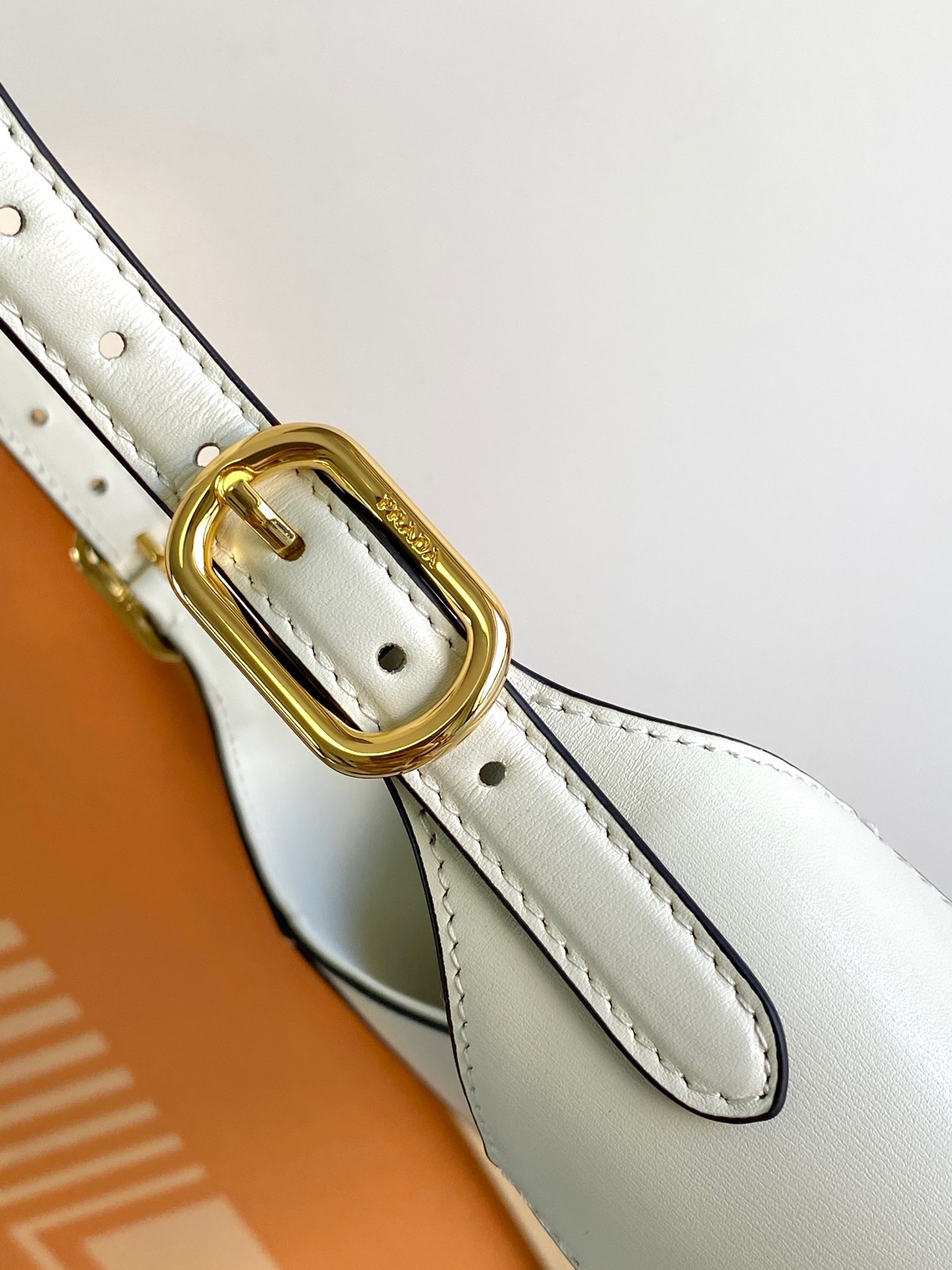 Pra*a shoulder bag in white leather