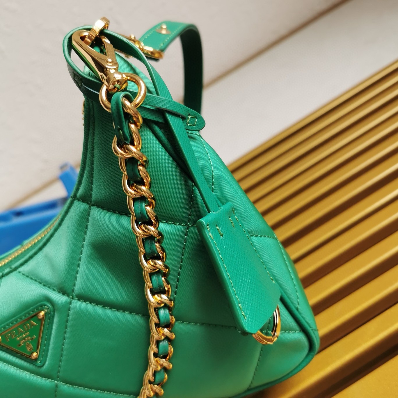 Pra*a re-edition 1995 chaine mini bag in green re-nylon