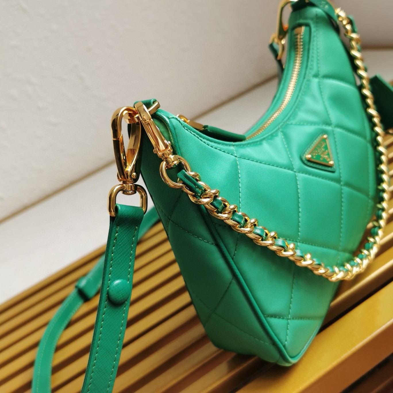 Pra*a re-edition 1995 chaine mini bag in green re-nylon