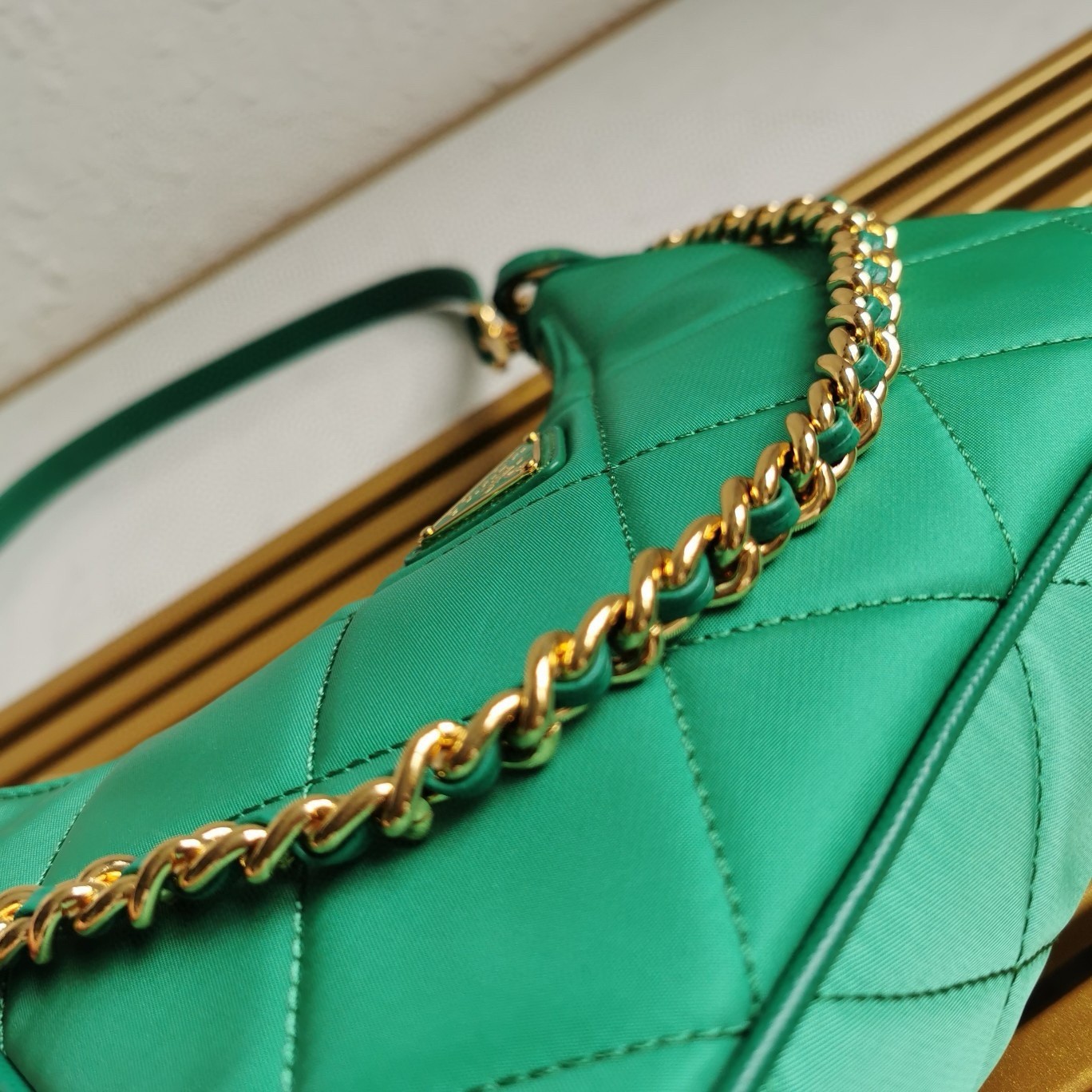 Pra*a re-edition 1995 chaine mini bag in green re-nylon