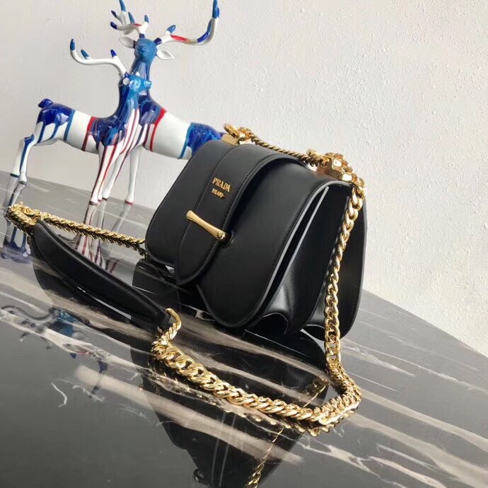 Pra*a sidonie shoulder bag in black calfskin