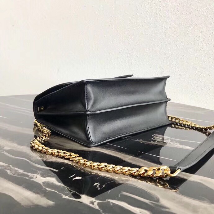 Pra*a belle shoulder bag in black calfskin