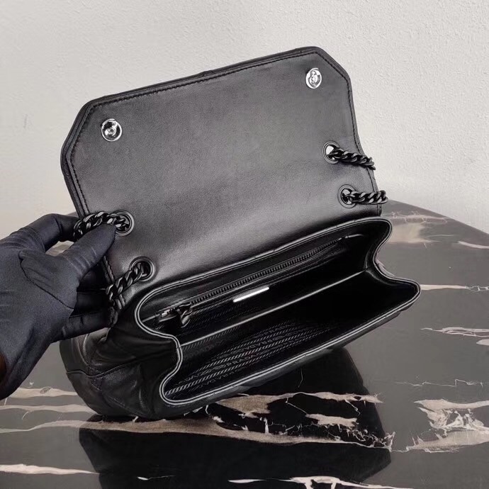 Pra*a spectrum large bag in black nappa leather