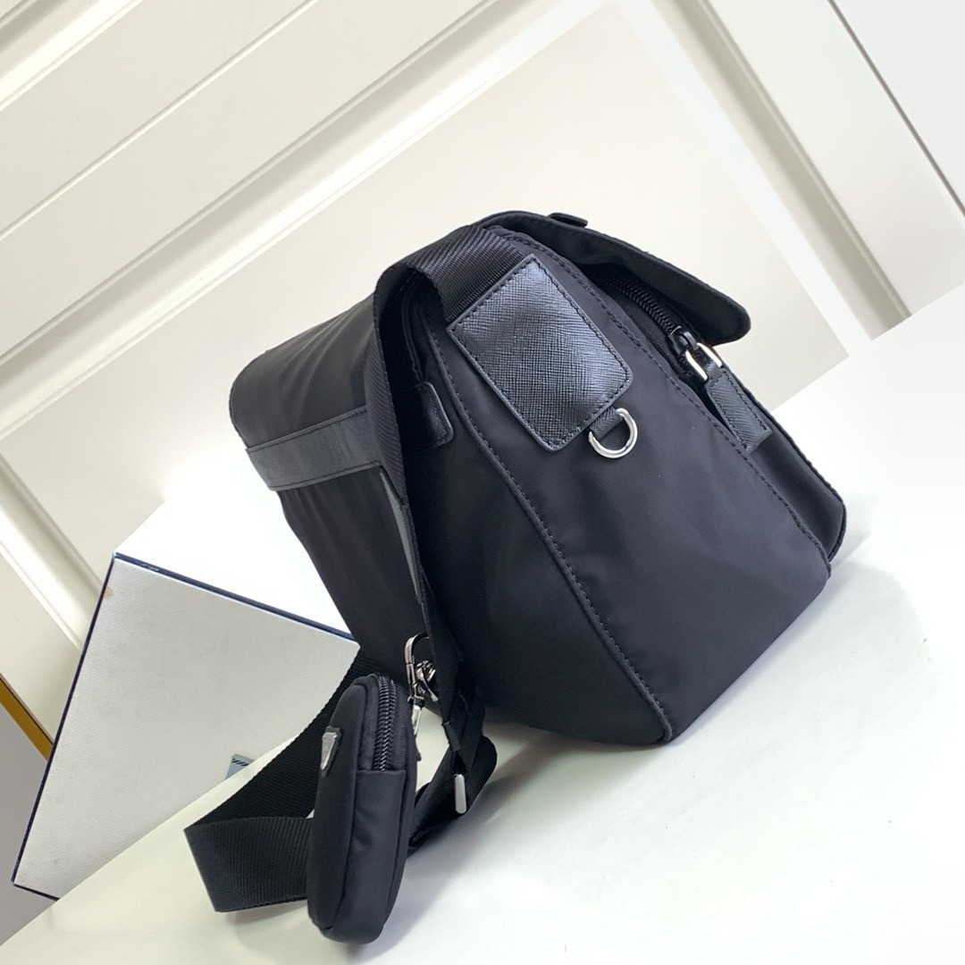 Pra*a shoulder bag with flap in black re-nylon