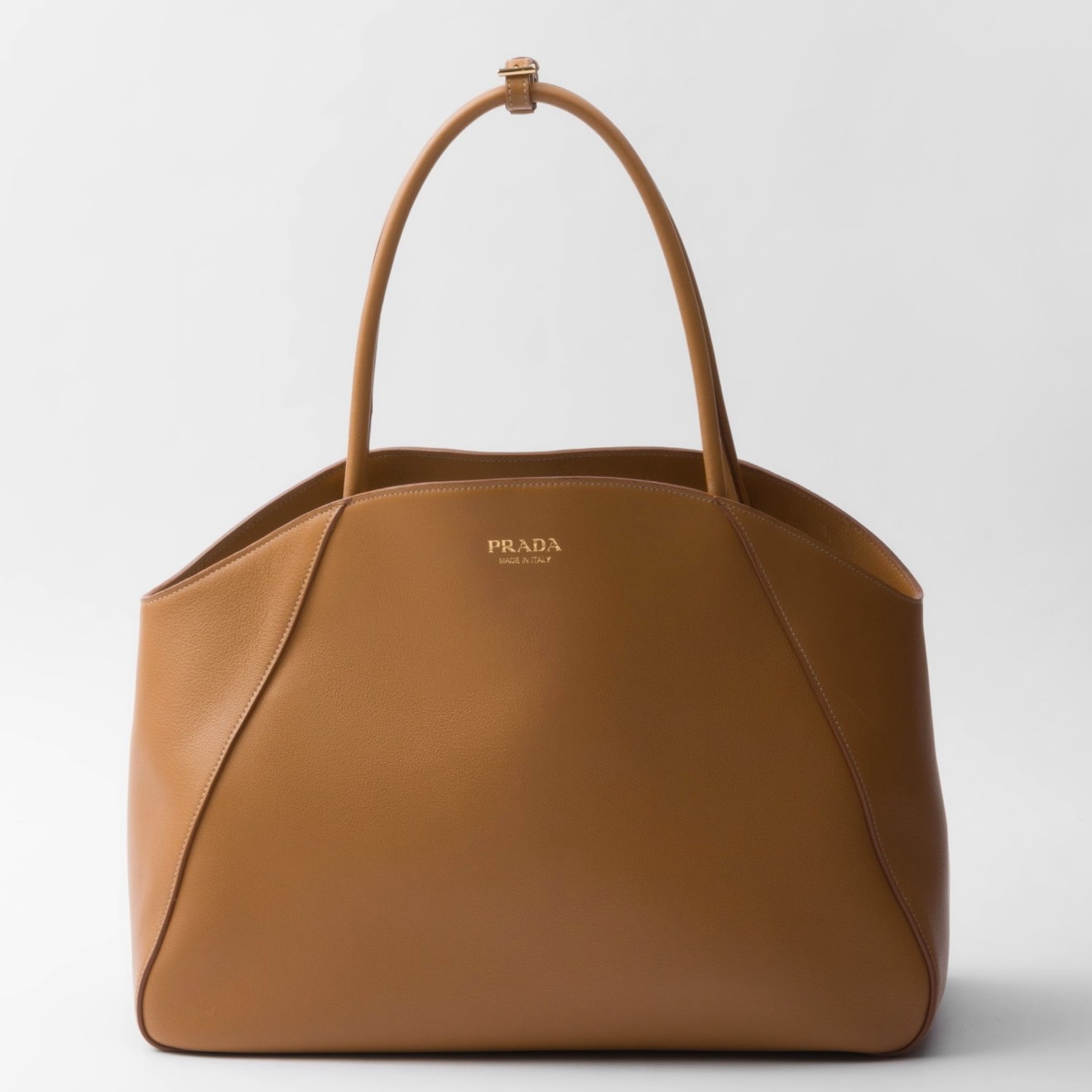 Pra*a large tote bag in caramel smooth calfskin