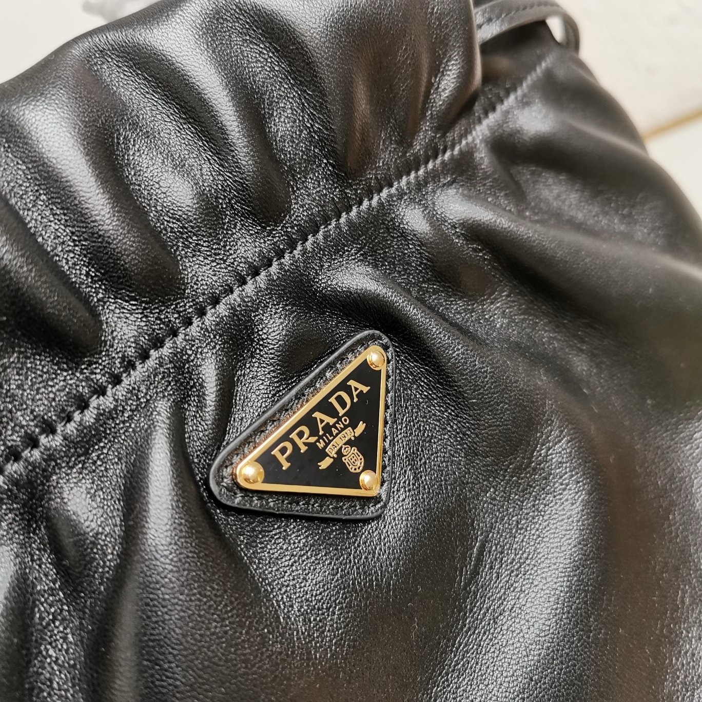 Pra*a shoulder bag in black nappa leather