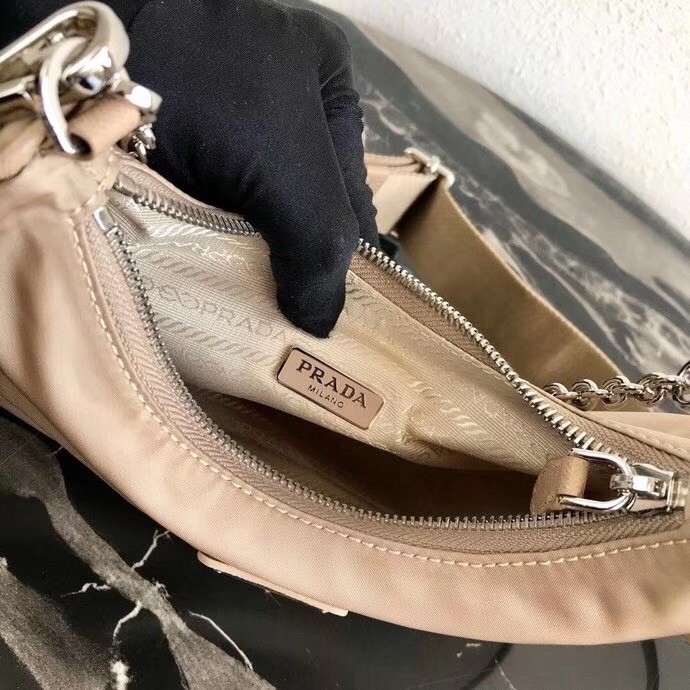 Pra*a re-edition 2005 shoulder bag in beige nylon