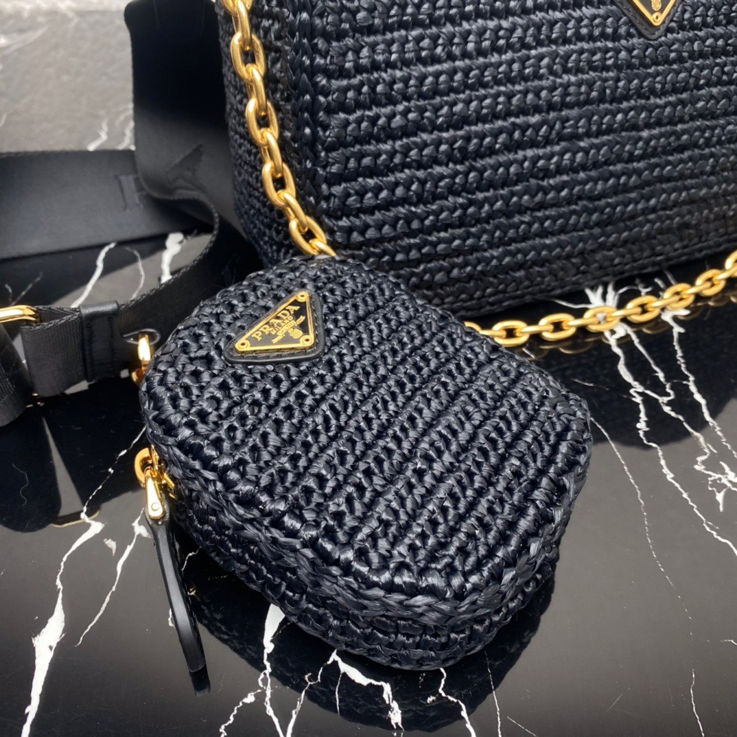 Pra*a re-edition 2005 shoulder bag in black raffia