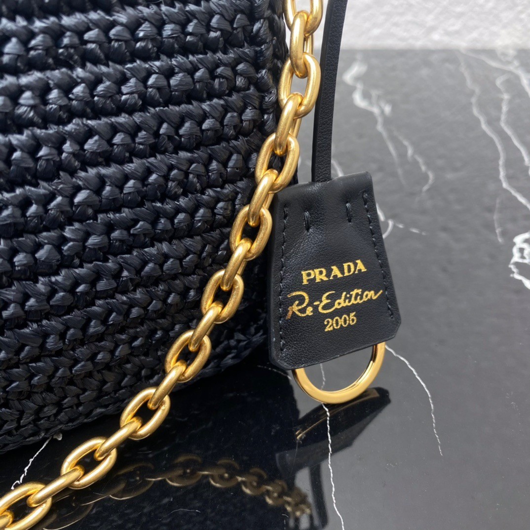 Pra*a re-edition 2005 shoulder bag in black raffia