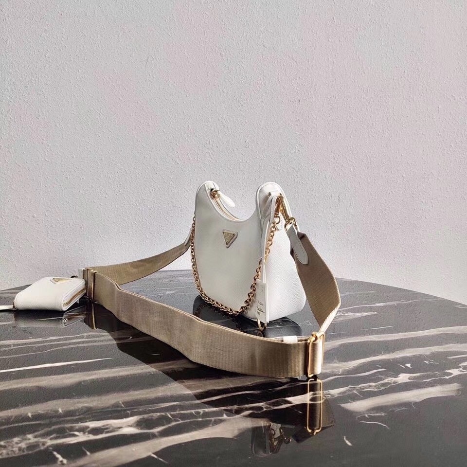 Pra*a re-edition 2005 shoulder bag in white saffiano leather