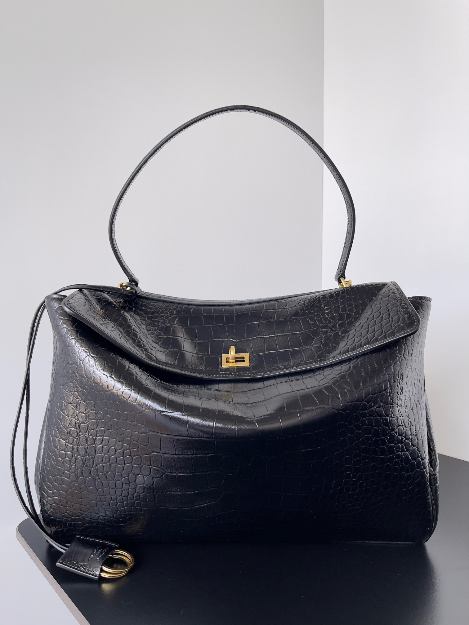 Ba*len*cia*ga rodeo large bag in black crocodile embossed calfskin