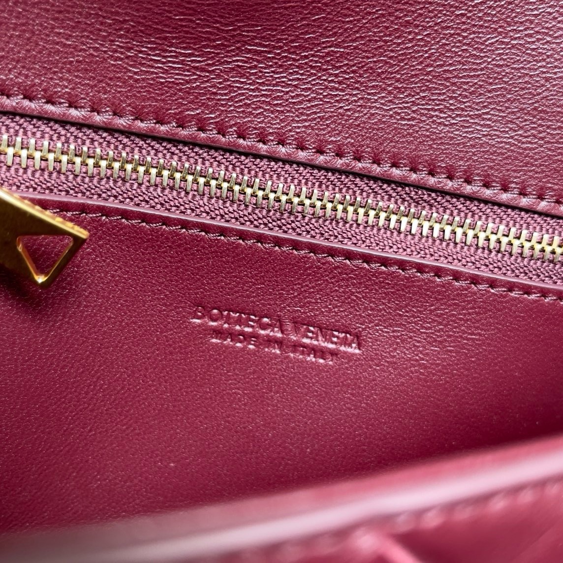 bo*te*ga Ve*ne*ta mini andiamo cross-body bag in barolo intrecciato lambskin