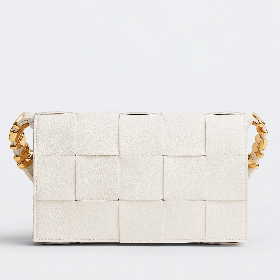 bo*te*ga Ve*ne*ta cassette bag in white grained leather