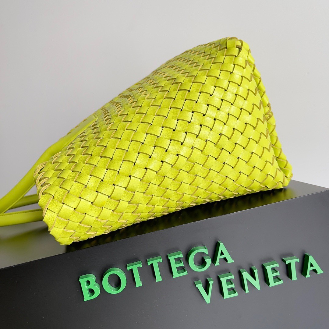 bo*te*ga Ve*ne*ta large cabat bag in acid kiwi intrecciato lambskin