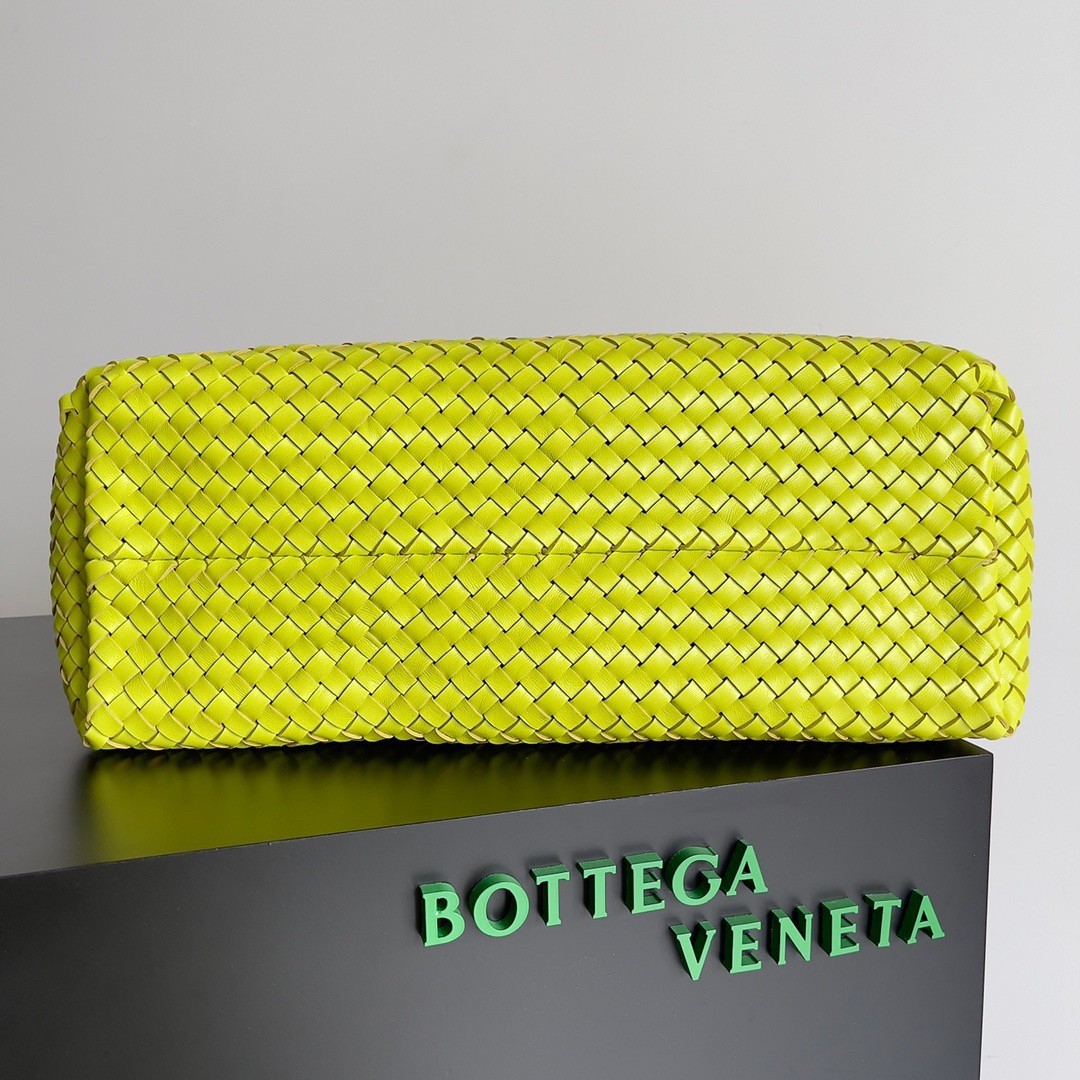 bo*te*ga Ve*ne*ta large cabat bag in acid kiwi intrecciato lambskin
