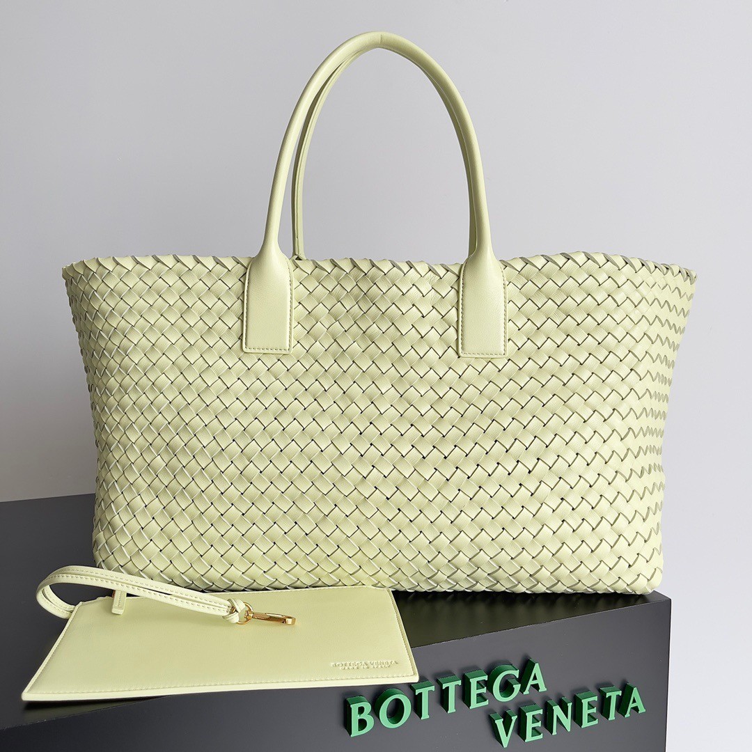 bo*te*ga Ve*ne*ta large cabat bag in zest washed intrecciato lambskin
