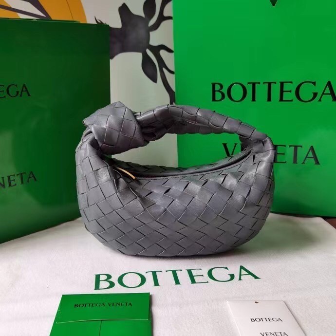 bo*te*ga Ve*ne*ta mini bv jodie bag in thunder woven leather