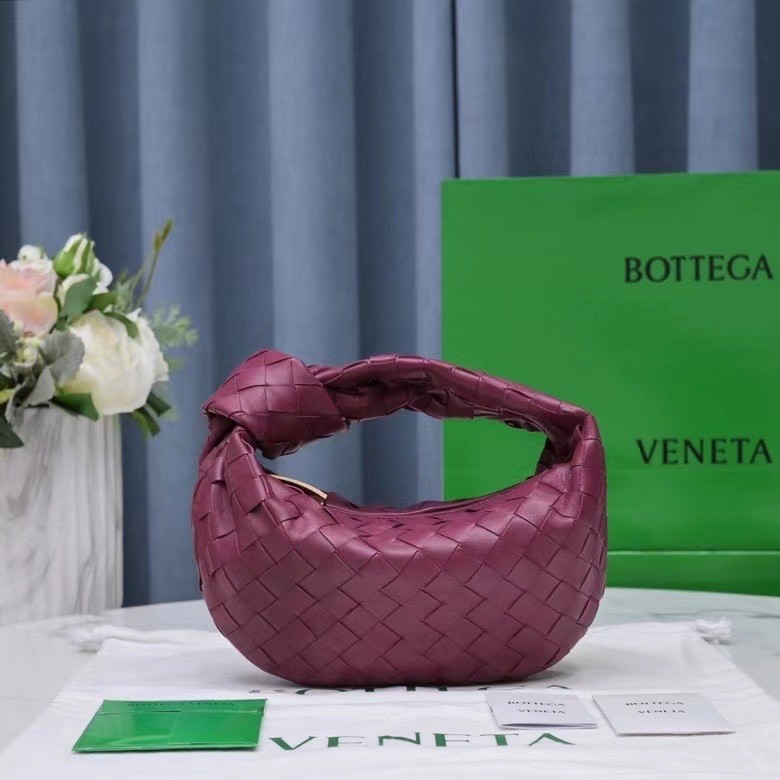 bo*te*ga Ve*ne*ta bv jodie mini bag in cinnabar intrecciato lambskin