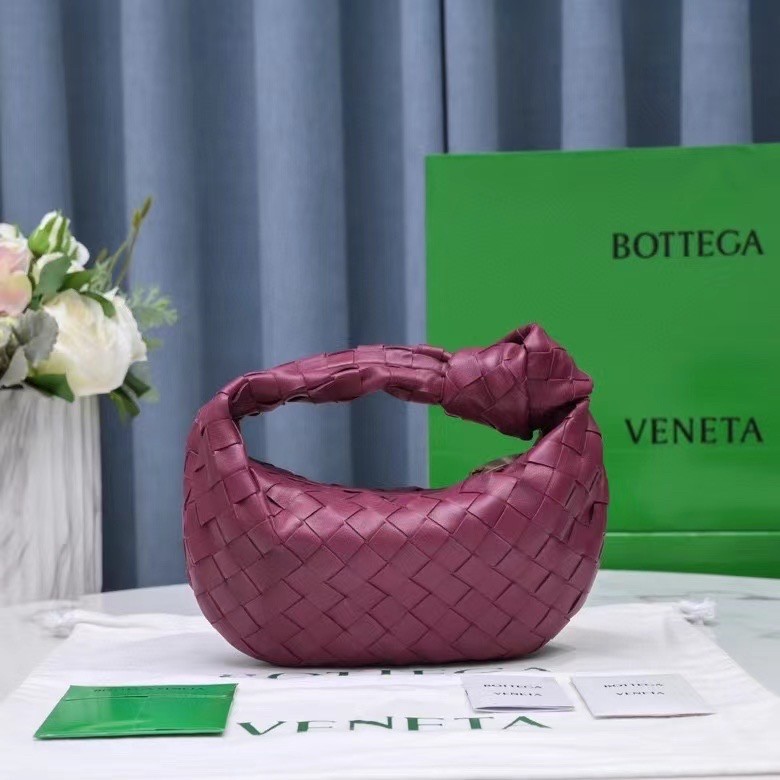 bo*te*ga Ve*ne*ta bv jodie mini bag in cinnabar intrecciato lambskin