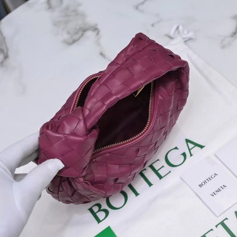 bo*te*ga Ve*ne*ta bv jodie mini bag in cinnabar intrecciato lambskin