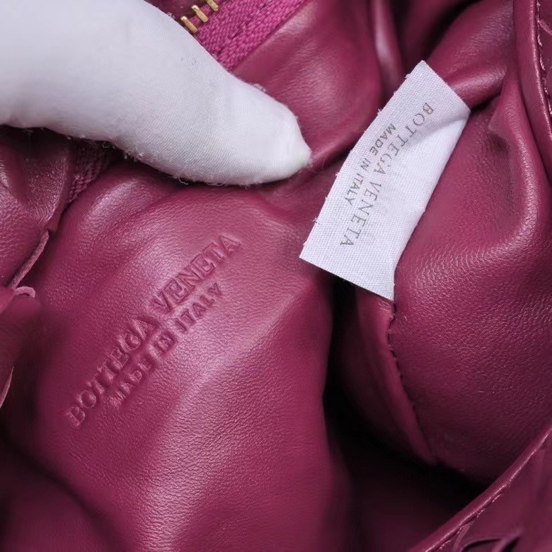 bo*te*ga Ve*ne*ta bv jodie mini bag in cinnabar intrecciato lambskin