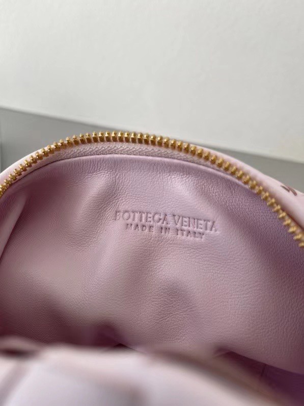 bo*te*ga Ve*ne*ta bv jodie mini bag in light pink intrecciato lambskin