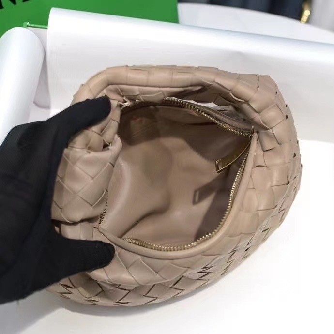bo*te*ga Ve*ne*ta bv jodie mini bag in porridge intrecciato lambskin