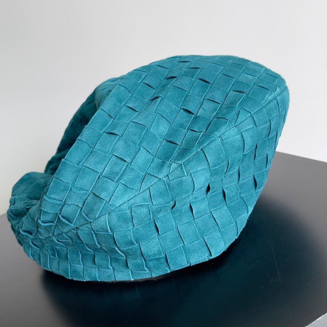 bo*te*ga Ve*ne*ta bv jodie teen bag in scuba suede calfskin