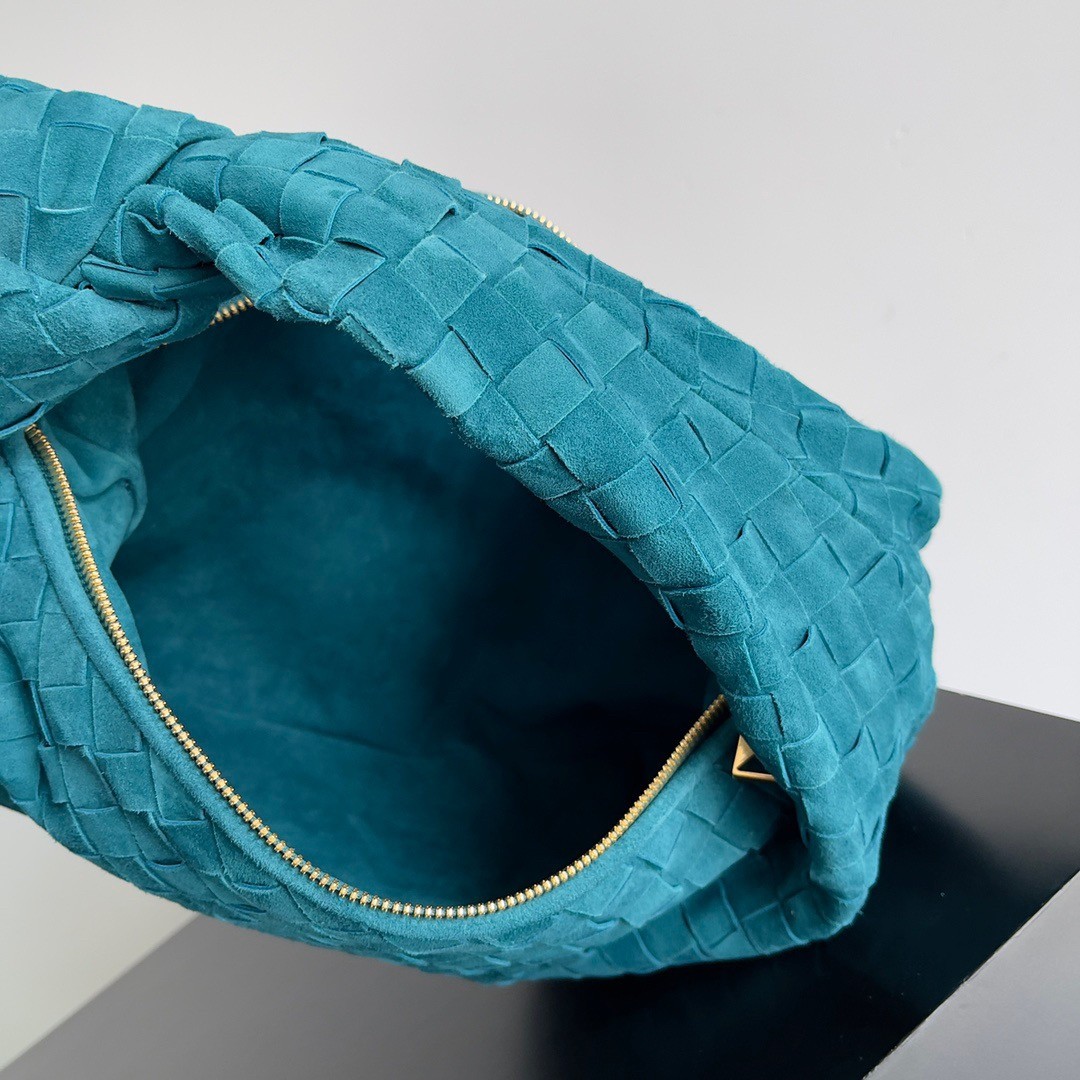 bo*te*ga Ve*ne*ta bv jodie teen bag in scuba suede calfskin
