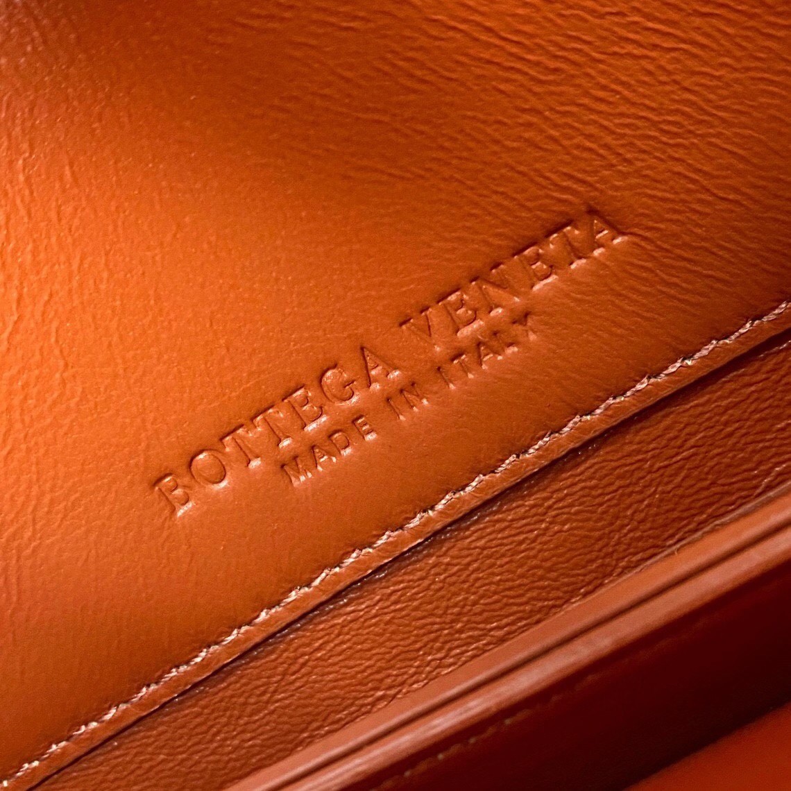 bo*te*ga Ve*ne*ta mount small bag in maple calfskin