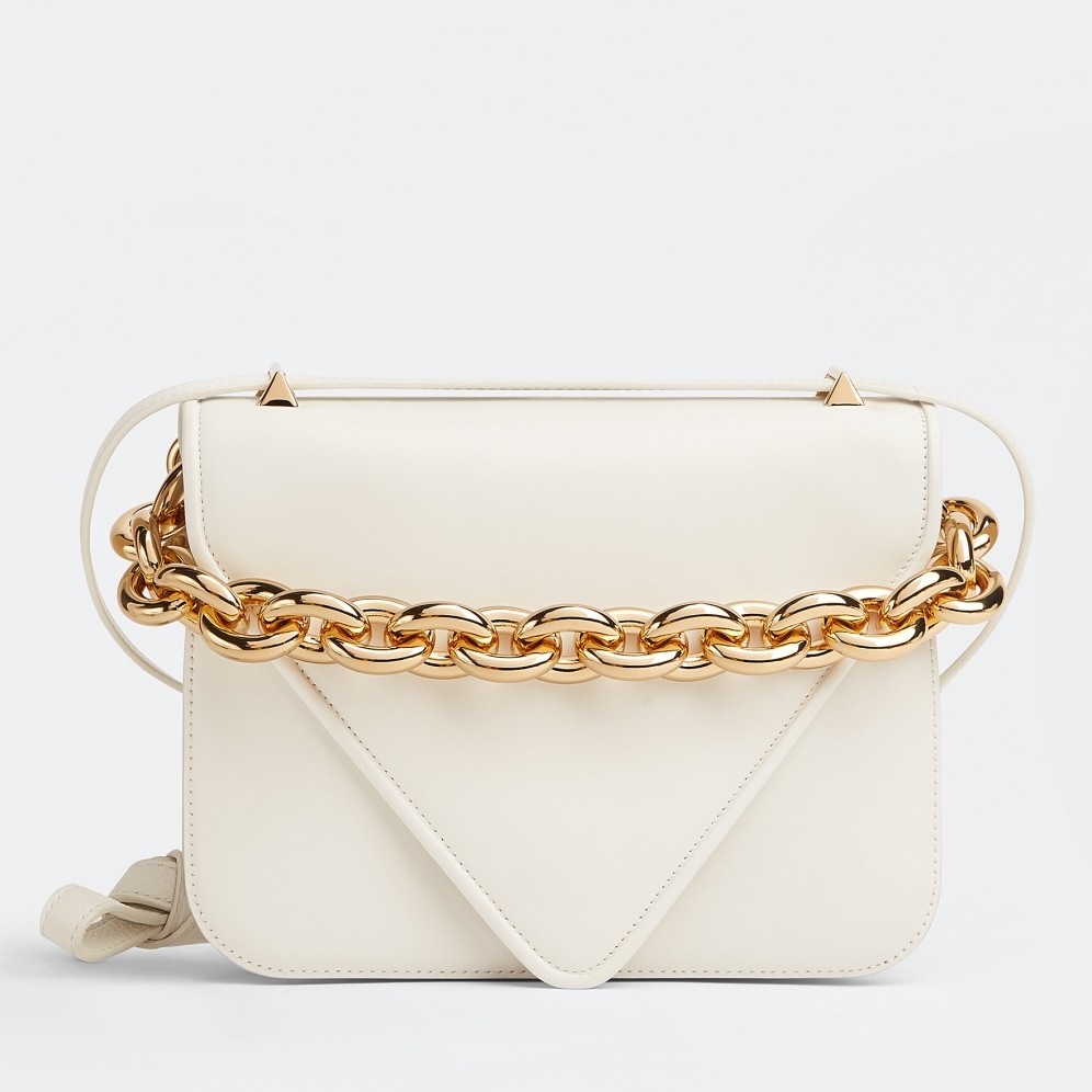 bo*te*ga Ve*ne*ta mount small bag in white calfskin