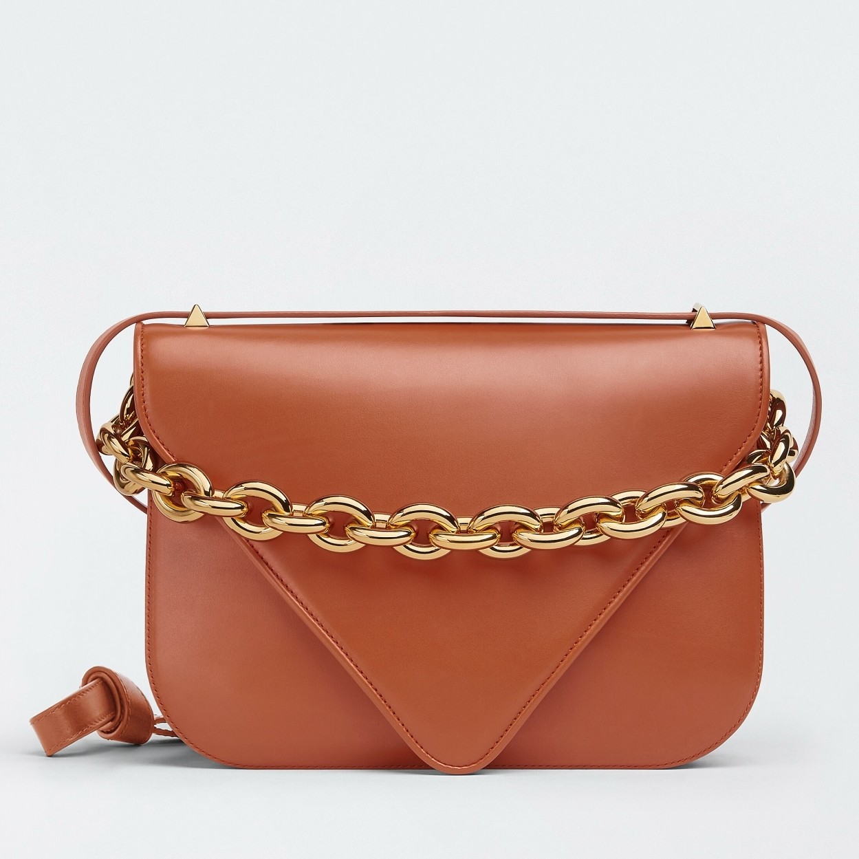 bo*te*ga Ve*ne*ta mount medium envelope bag in maple calfskin