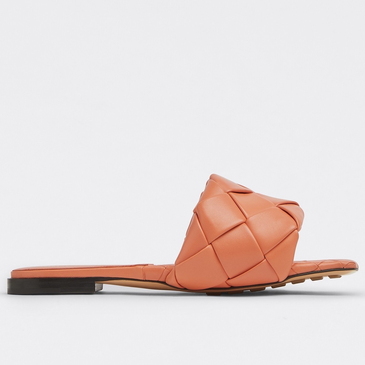 bo*te*ga Ve*ne*ta lido slides in orange intreccio lambskin