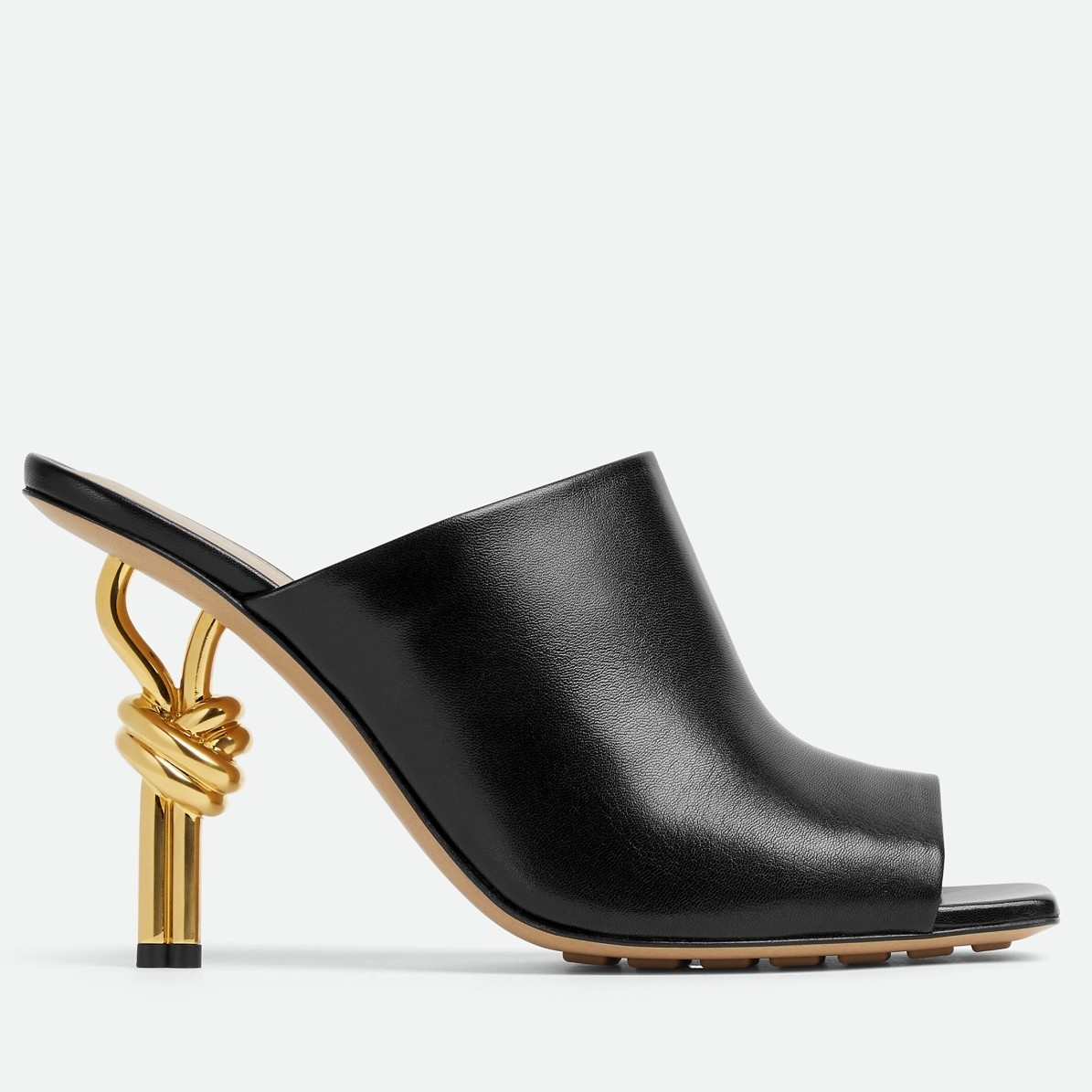 bo*te*ga Ve*ne*ta knot mules 90mm in black lambskin