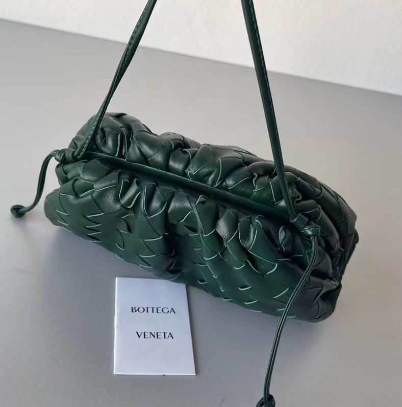 bo*te*ga Ve*ne*ta mini pouch in raintree intrecciato lambskin