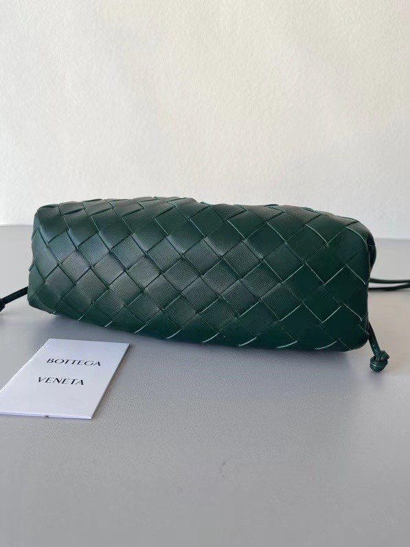 bo*te*ga Ve*ne*ta mini pouch in raintree intrecciato lambskin