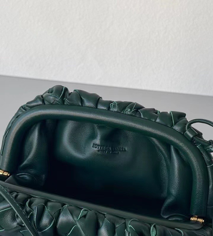 bo*te*ga Ve*ne*ta mini pouch in raintree intrecciato lambskin
