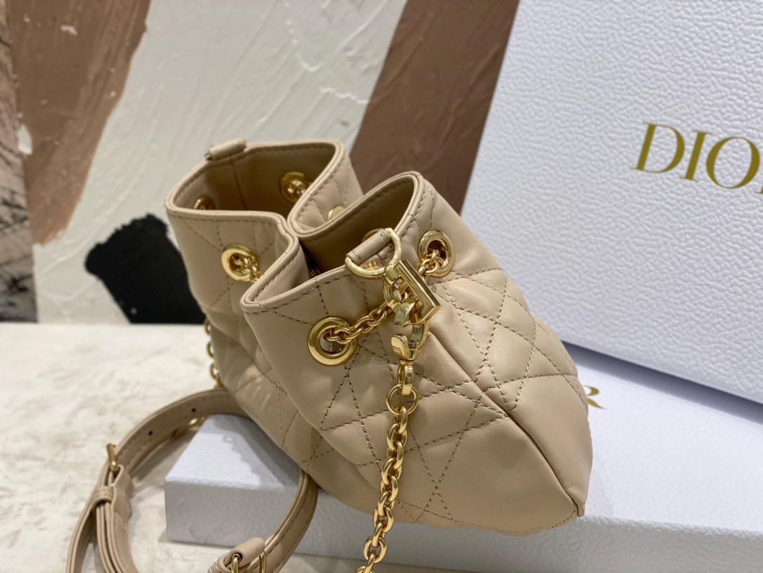 D*or ammi small bag in sand pink macrocannage lambskin