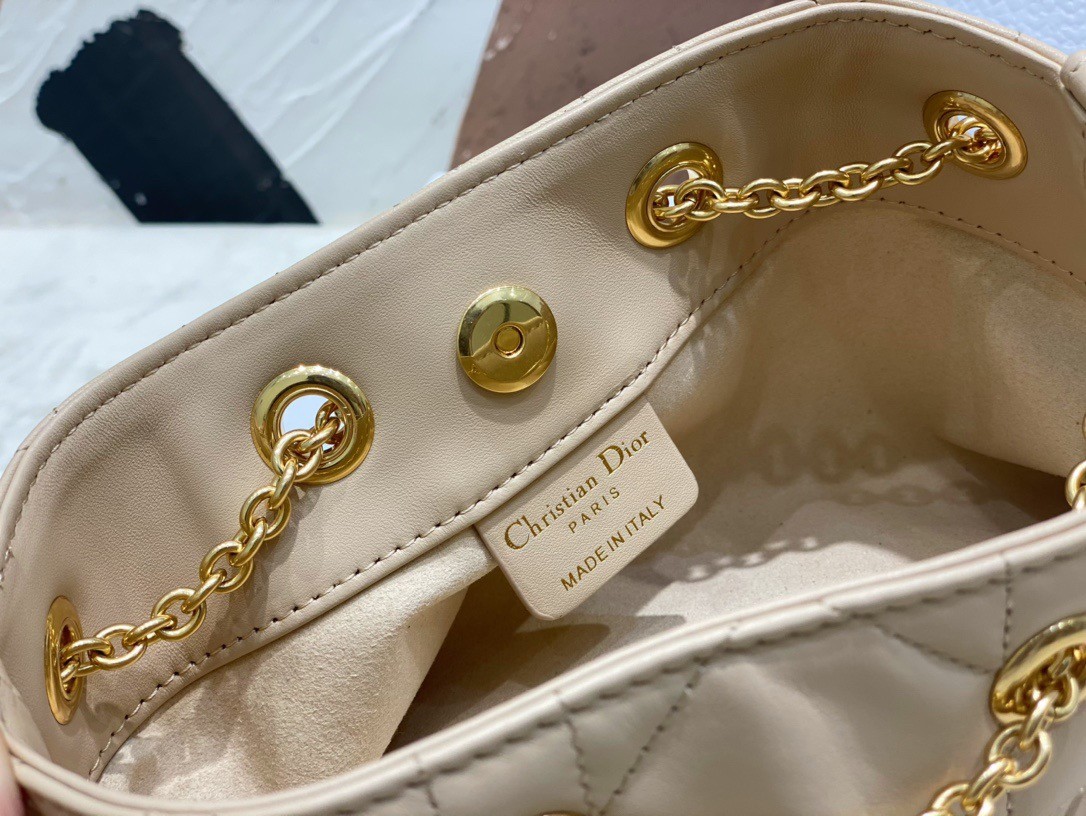 D*or ammi small bag in sand pink macrocannage lambskin