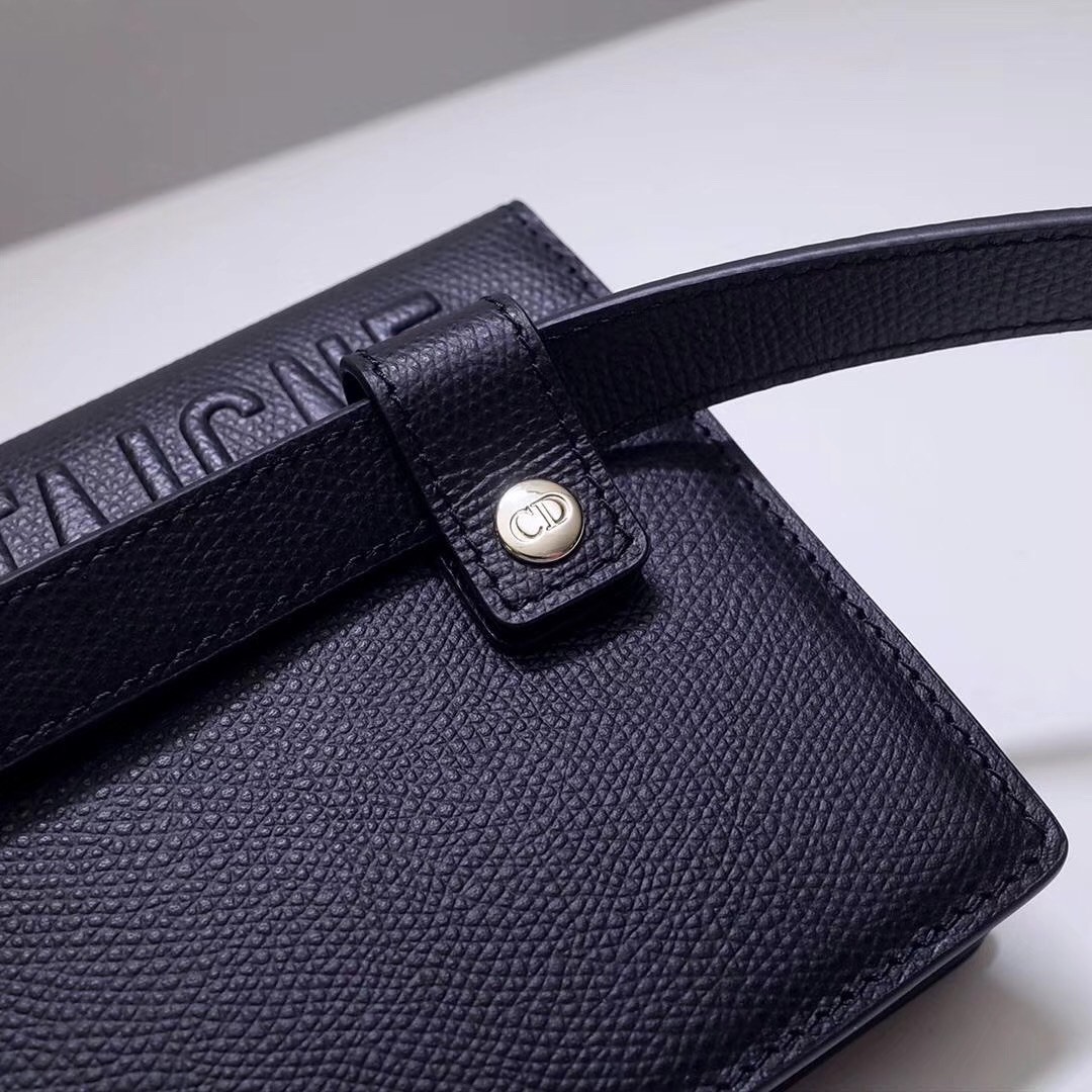 D*or 30 montaigne 2 in 1 belt bag in black calfskin