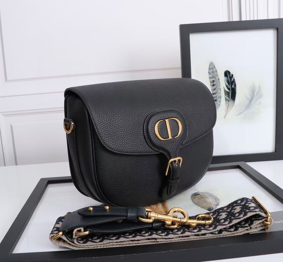 D*or large bobby bag in black grained calfskin